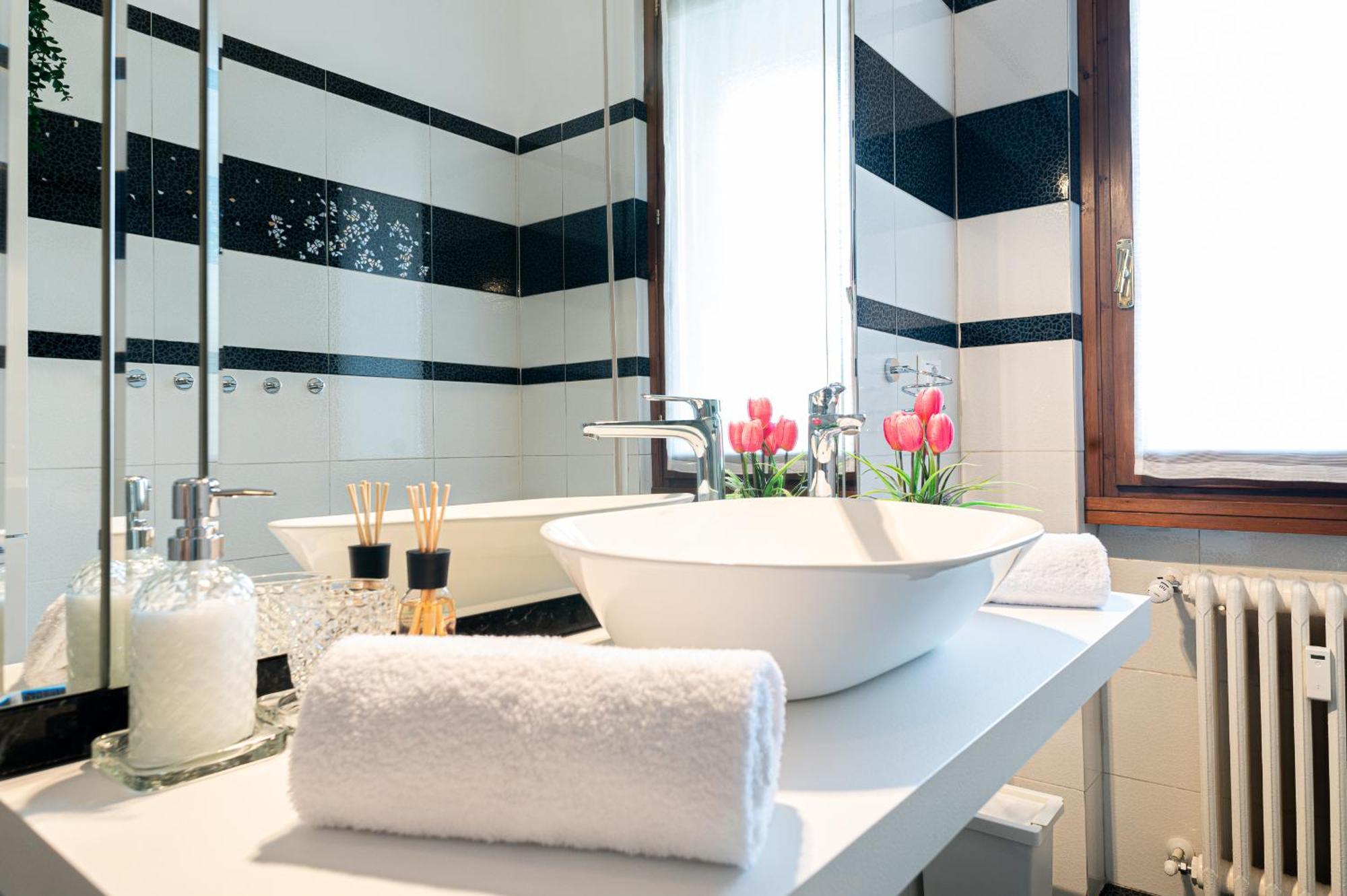 Godi Fiorenza Suite - Duomo A 15 Minuti E Aeroporto A 4 Minuti Con Tramvia T2 Florence Ngoại thất bức ảnh