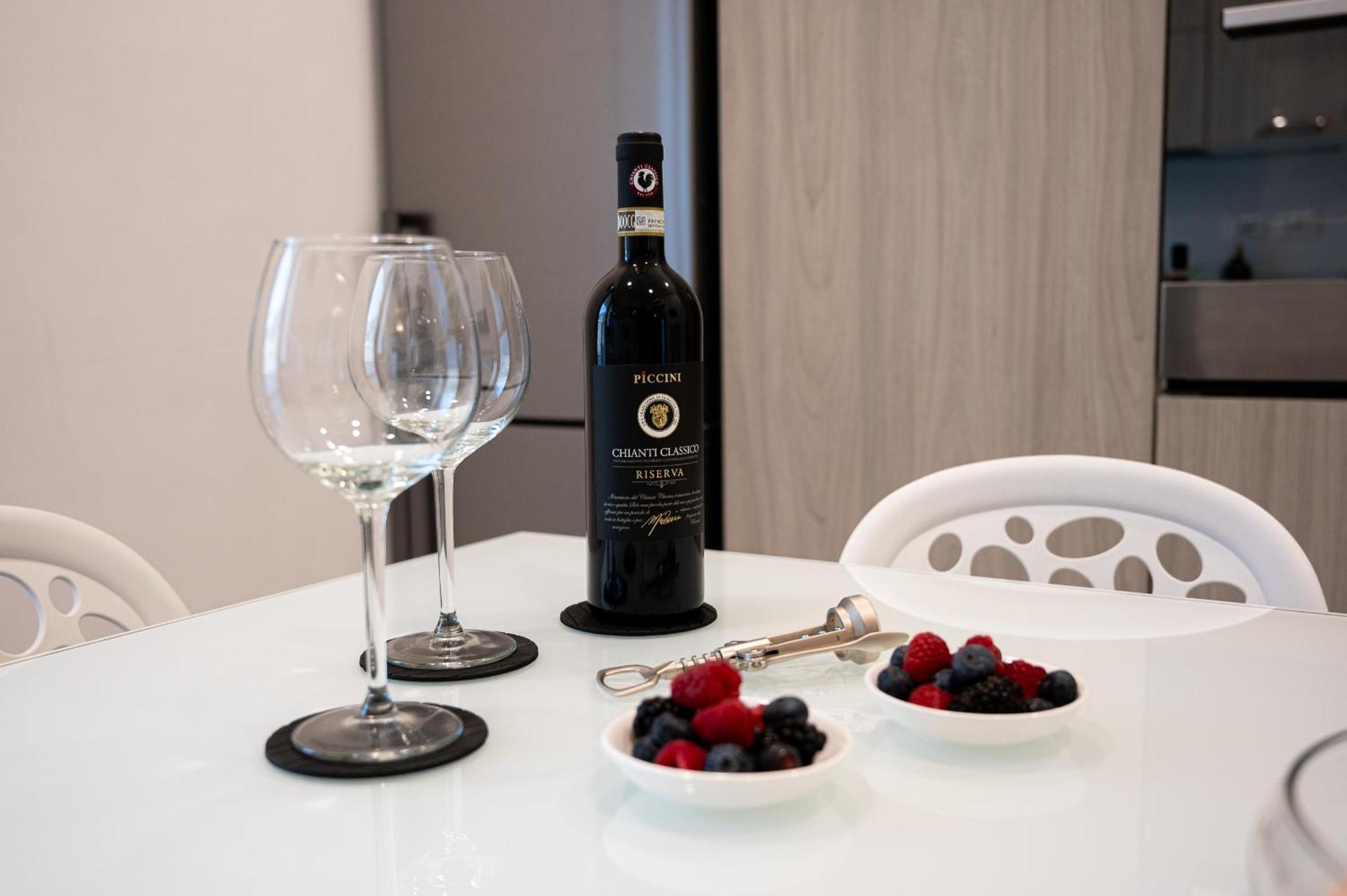 Godi Fiorenza Suite - Duomo A 15 Minuti E Aeroporto A 4 Minuti Con Tramvia T2 Florence Ngoại thất bức ảnh